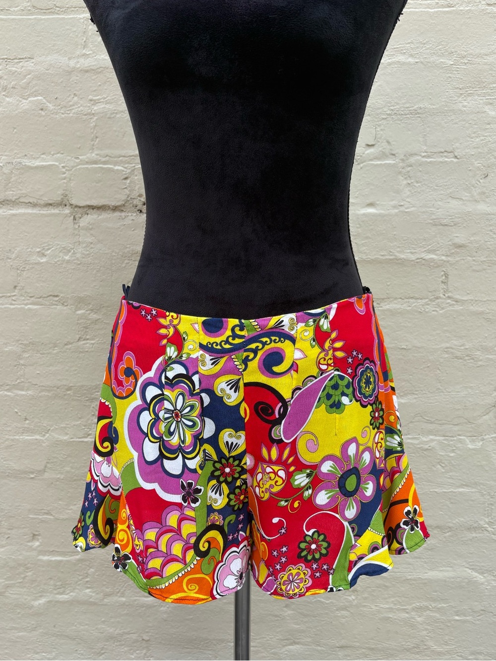 Zara Psychedelic Shorts Sz M